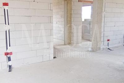 Casă cu 4 camere cu Teren 500 Mp în Sânmartin