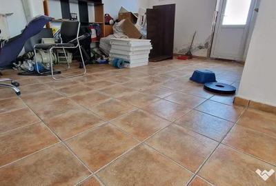 Casă cu 5 camere cu Canalizare în Tomis II - 7