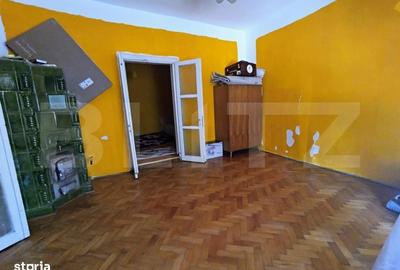 Casă cu 3 camere în Central