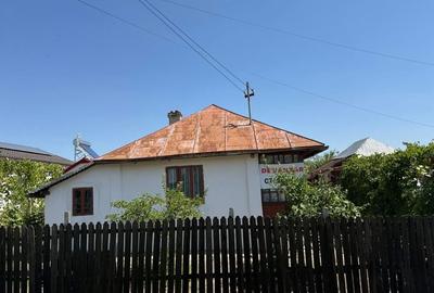 Casă cu 4 camere în Exterior Vest