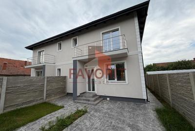 Duplex cu 4 camere cu Canalizare în Utvin - 1