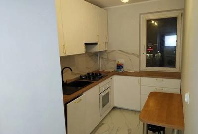 Apartament cu 2 camere decomandat în 1 Mai - 3