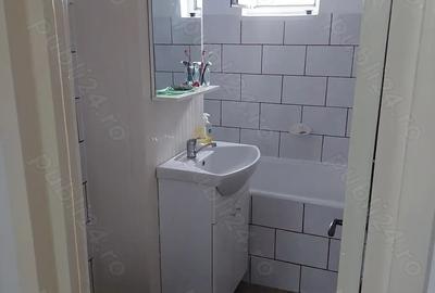 Apartament cu 2 camere decomandat în Micro 5 - 2