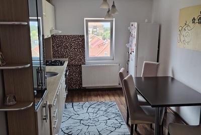Apartament cu 3 camere decomandat în Rogerius - 5