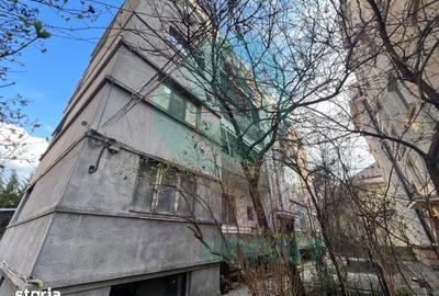 Apartament cu 3 camere în Cotroceni