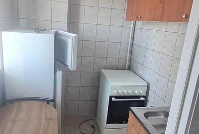 Garsonieră semidecomandată în Mihai Bravu