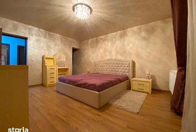 Casă cu 4 camere cu Teren 190 Mp în Central