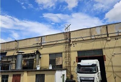 Spațiu industrial, de 1,500 mp, în Industrial - 14