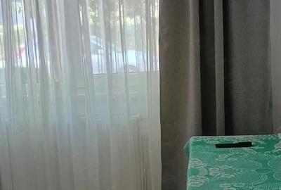Apartament cu 2 camere decomandat în Micro 19