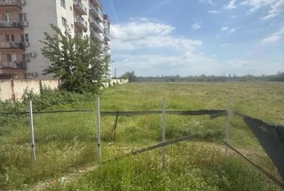 Teren în 9 Mai