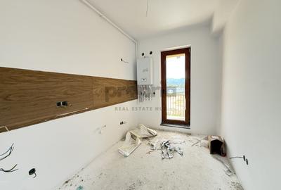Apartament cu 2 camere decomandat în Tractorul - 13