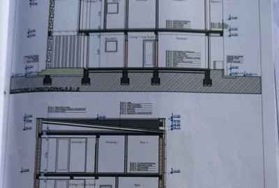 Casă cu 4 camere în Central