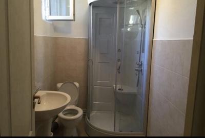 Casă cu 4 camere decomandat în Păcurari - 2