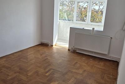 Apartament cu 2 camere semidecomandat în Crâng - 2