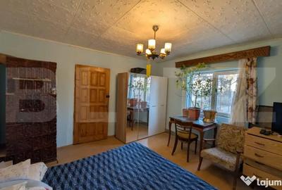Casă cu 7 camere cu Teren 1656 Mp în Central - 12