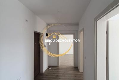 Apartament cu 2 camere decomandat în Titan