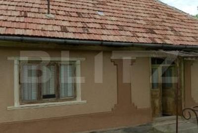Casă cu 3 camere în Meseșenii de Sus