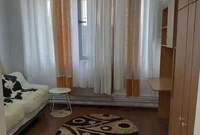 Garsonieră decomandată în Zimbru