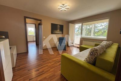 Apartament cu 3 camere semidecomandat, mobilat în Astra