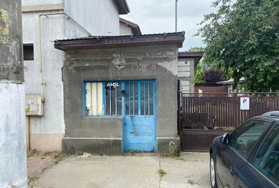Spațiu comercial, de 45 mp, în Central - 4