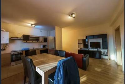 Apartament cu 2 camere decomandat în Lipovei