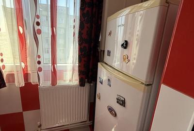 Apartament cu 2 camere decomandat în Micro 21 - 1