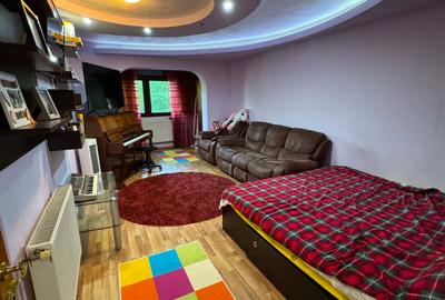 Apartament cu 2 camere decomandat în Cug