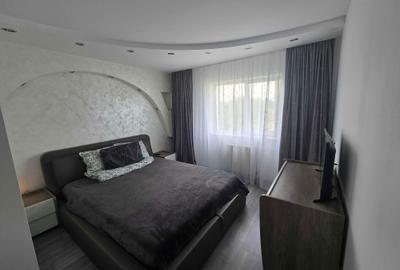 Apartament cu 3 camere decomandat în Sascut - 13