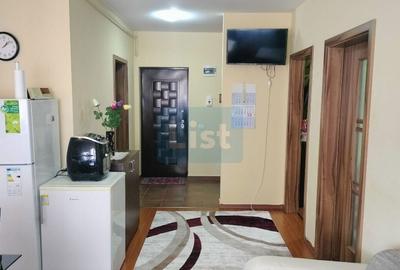 Apartament cu 3 camere semidecomandat, mobilat în Florești - 12