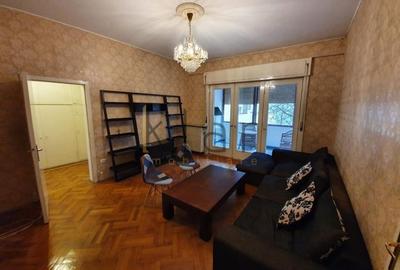 Apartament cu 4 camere decomandat, mobilat în Central - 12