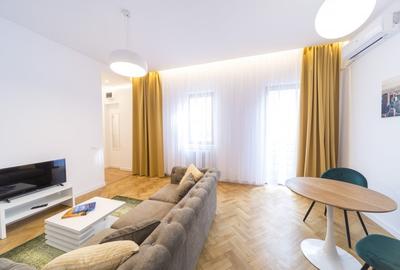 Apartament cu 2 camere decomandat, mobilat în Universitate