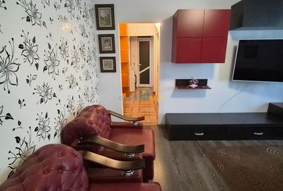 Apartament cu 3 camere semidecomandat în Milcov