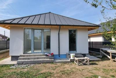 Casă cu 3 camere cu Teren 290 Mp în Clinceni