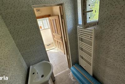 Casă cu 3 camere cu Teren 270 Mp în Central