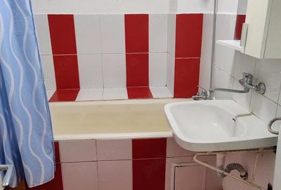 Apartament cu 4 camere decomandat în Soarelui - 1