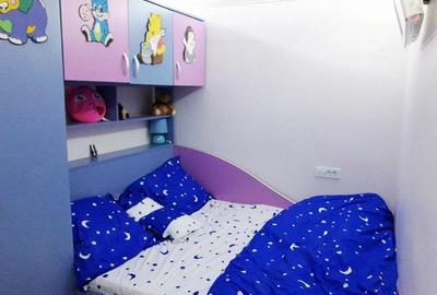 Apartament cu 2 camere semidecomandat în Rogerius