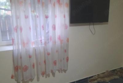 Casă cu 4 camere cu Teren 600 Mp în Tuzla