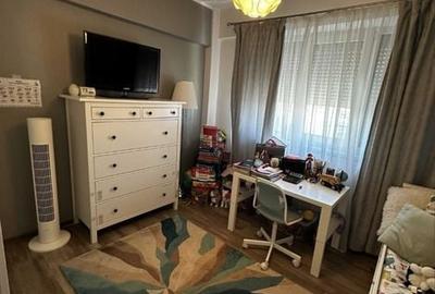 Apartament cu 3 camere decomandat în Letea - 3