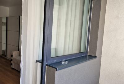 Garsonieră decomandată în Central