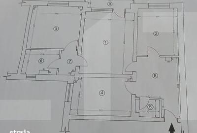 Apartament cu 3 camere semidecomandat în Central - 1