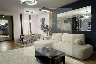 Apartament cu 2 camere decomandat, mobilat în Central