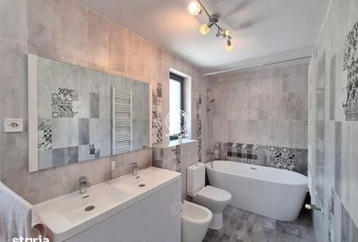 Casă cu 4 camere cu Teren 200 Mp în Rediu