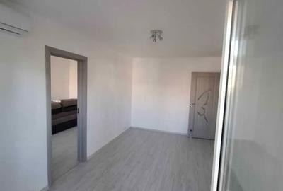 Apartament cu 3 camere în Tomis Nord