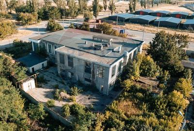 Spațiu comercial, de 1,674 mp, în Săvinești - 1