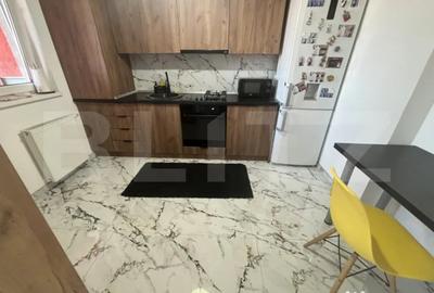 Apartament cu 3 camere decomandat în 14 Mai - 6