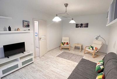 Apartament decomandat în Tei