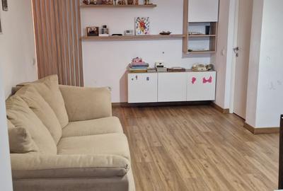 Apartament cu 2 camere decomandat în Lacul Tei