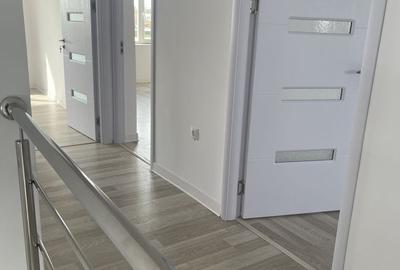 Casă cu 4 camere în Central - 3