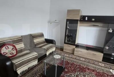 Casă cu 3 camere cu Canalizare în Sărărie - 1