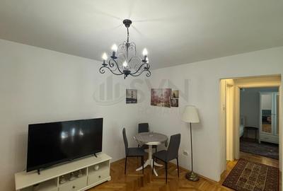 Apartament cu 2 camere decomandat, mobilat în P-ța Romană